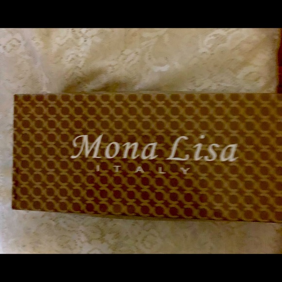 Italian sandals - Picture 1 of 3